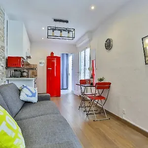 Le Refuge Avec Terrasse Et Jardin, En Plein Centre-ville, Gare 5 Minutes A Pieds Appartamento